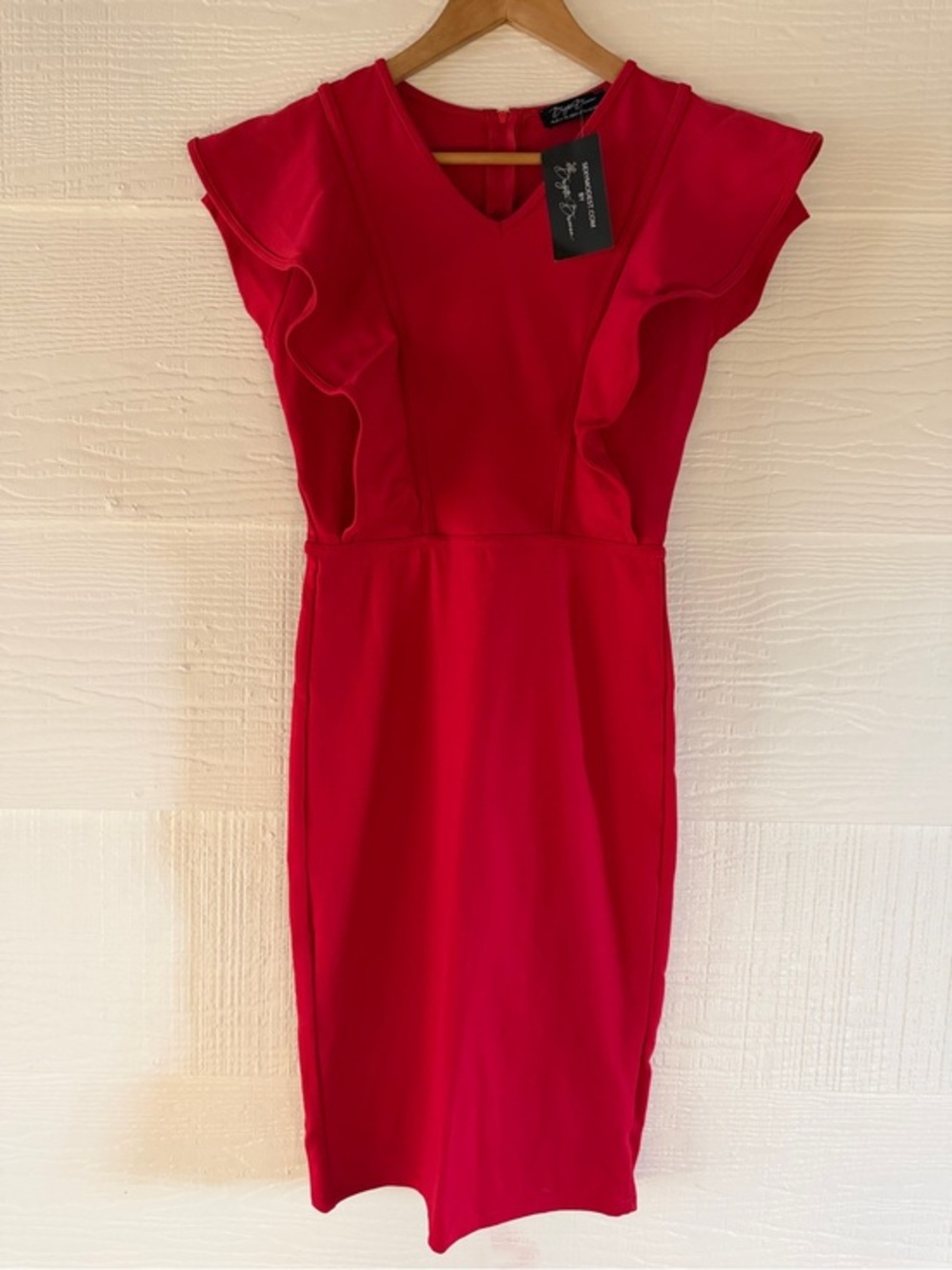 Brigitte Brianna Paris Red Ruffle Sheath Dress NWT Size Small